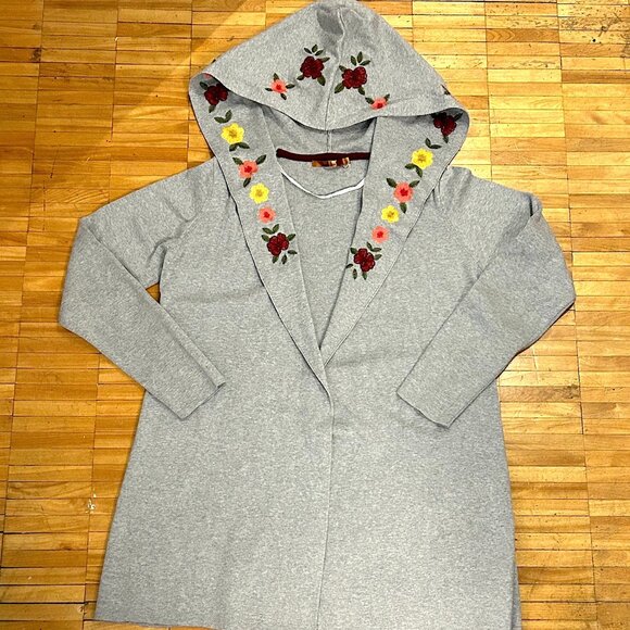 NEW BELLDINI LONG HOOD CARDIGAN SWEATER W EMBROIDERED FLOWERS - Picture 1 of 7